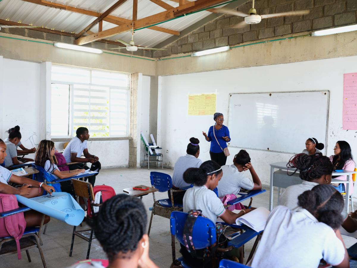 In der Schule begegnen sich oft Flüchtlinge und Aufnahmegesellschaft, und schaffen so Beziehungen. © UNHCR/ S. Escobar-Jaramillo