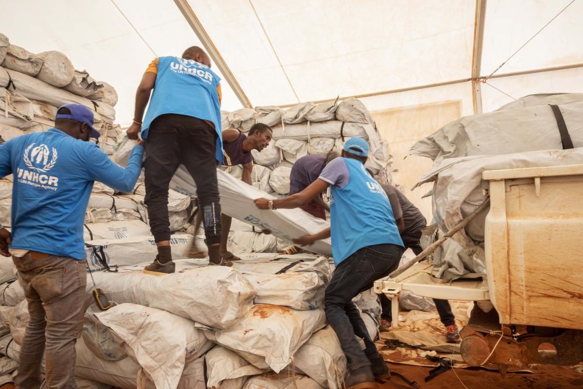 In view of the growing number of people forced to flee, this FTE is an innovative way of funding the work of the UNHCR. ©UNHCR