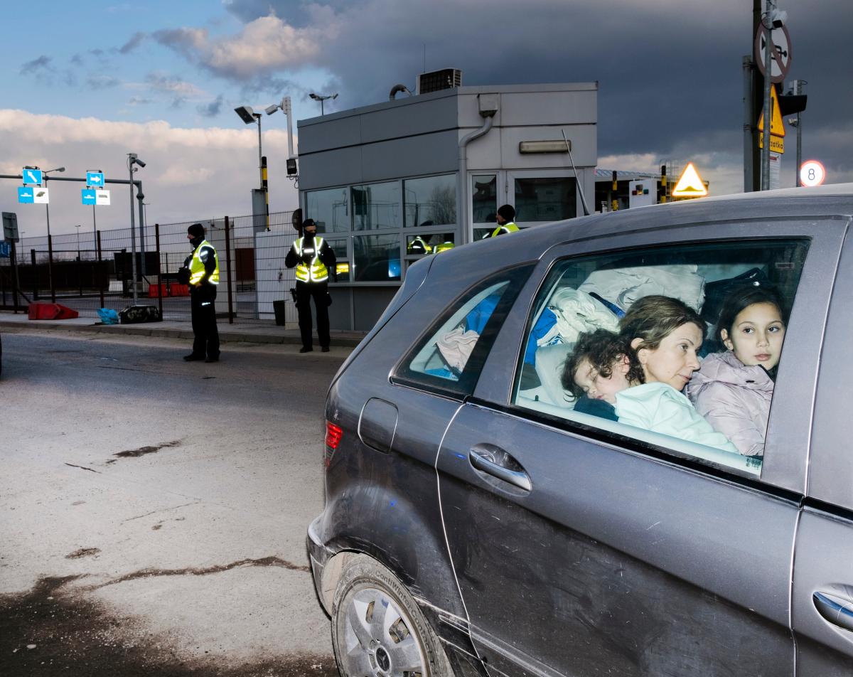 POLAND. Dorohusk. 26 February 2022. © Rafal Milach/Magnum Photos