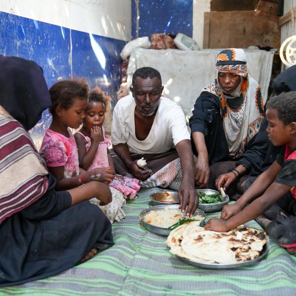 Like 21 million people in Yemen, Balqees and his family are heavily dependent on humanitarian aid. ©UNHCR/Dotnotion