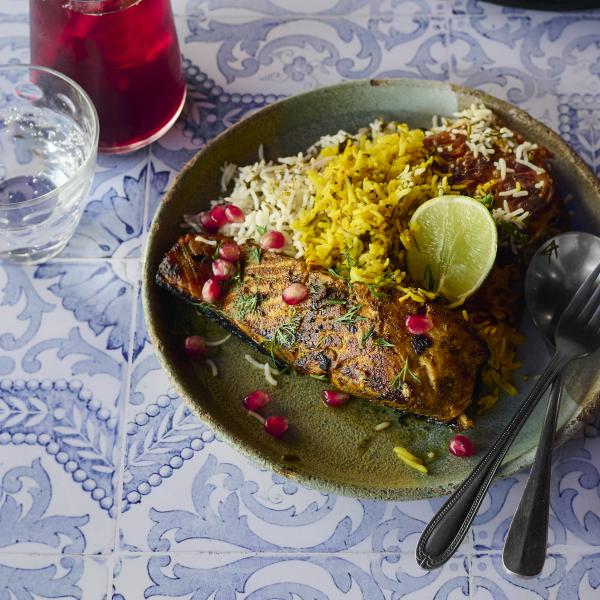Sabzi polo ba mahi (riz pilaf aux herbes et poisson) perse